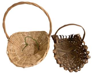 1583 - 2 Vintage Wicker & Rattan Baskets