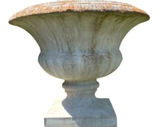 5560 - Outdoor Garden Planter 16" Tall
