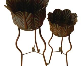 5014 - 2 Metal Cabbage Planters on Stand - 34 x 16