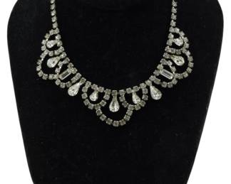 1894 - Vintage Rhinestone Necklace (Description): Vintage rhinestone necklace featuring  sparkling clear rhinestones in an elegant  design.