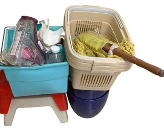 1507 - Lot of Assorted Car Care Supplies
