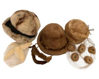 2146 - Assorted Fur Vintage Women's Hats w/ hat box