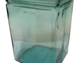 1636 - Universal Chicago Covered Jar - 10 x 7 x 7