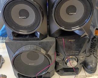 Sony radio and speakers 