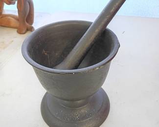 Mortar and pestle 