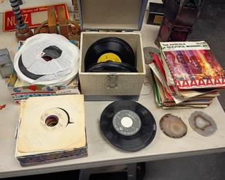 Records 