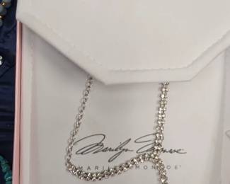 costume jewelry 