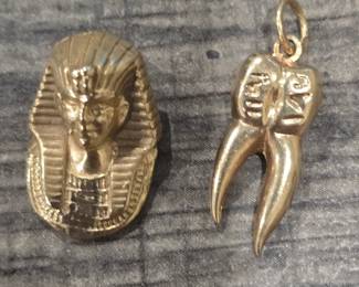 Even got a Gold tooth charm!!