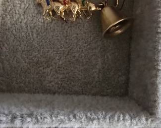 14k gold charms horse racing 