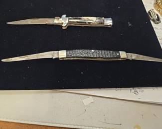 Pocket knives