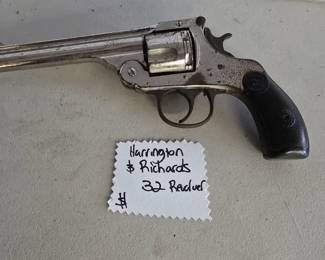 Harrington & Richards 32 Revolver