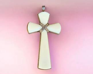 Vintage 1970s Avon Juliet Cream Lucite Cross
