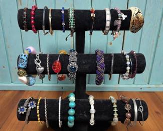Bracelet Lot 2  30 Total  Vintage To Now