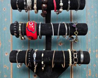 Bracelet Lot 6  30 Total  Vintage To Now