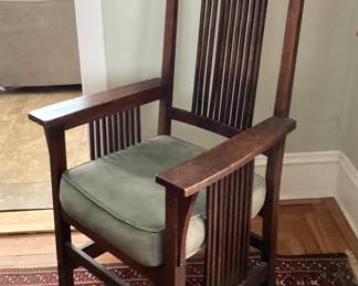 Gustav Stickley model 384 spindle back armchair