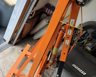 5495 Central Hydraulics 1 Ton Foldable Shop Crane