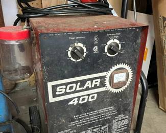5495 Century Solar 400 Battery Charger