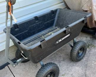 5495 Gorilla Carts Heavy Duty Poly Yard Dump Cart