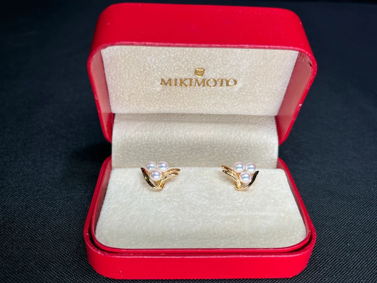 Mikimoto 18k Gold Triple Pearl Earrings