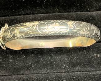 Vintage Sterling Silver Hinged Bangle Bracelet