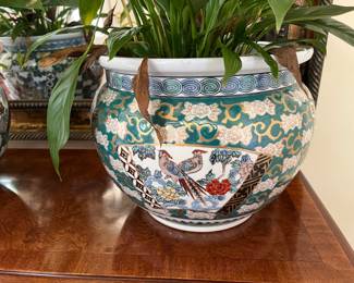 1 of 2 Imari Porcelain Planters with Phoenix Birds and Floral