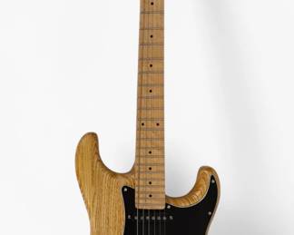 Fender Lite Ash Stratocaster Electric Guitar
