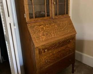 011 vintagequartersawnoaksecretarydesk
