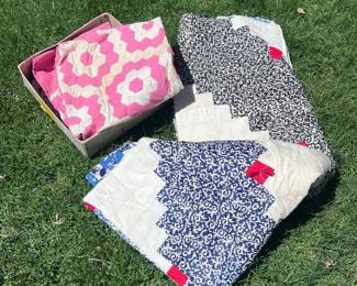 115 vintagelotof2quiltsoneincomplete