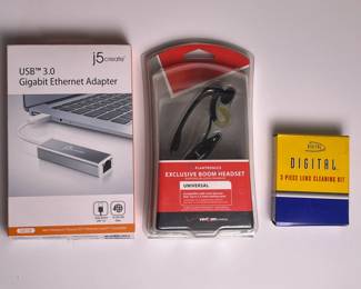 127 trioofassortedelectronicaccessories