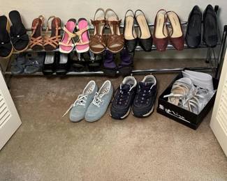 376 mixedwomensshoelotwithshoeracksi