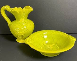 102 vintagegrapemotifyellowmarbledglaze