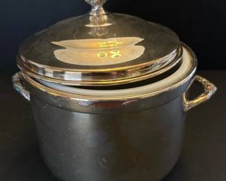 173 sheffieldsilveroncopperliddedtureen