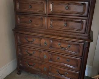 139 drexelfrenchprovincialchestonchest