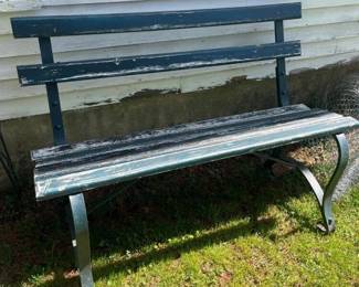 243 classicoutdoormetalandwoodslatpark