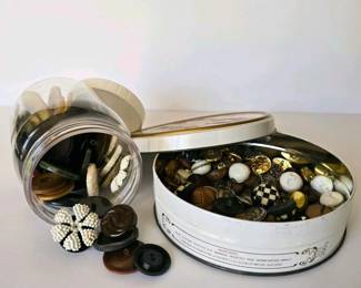 224 vintagebuttonlotmixedmaterialsstyle