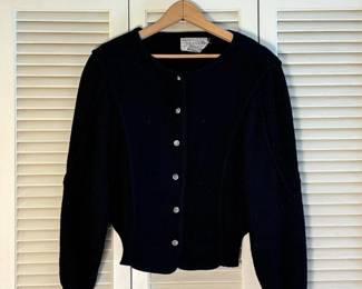 038 womensvintagedeansofscotlandblack