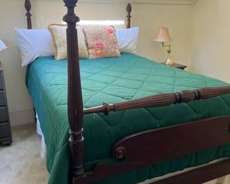 310 drexelfullsizefourposterbedwithfi