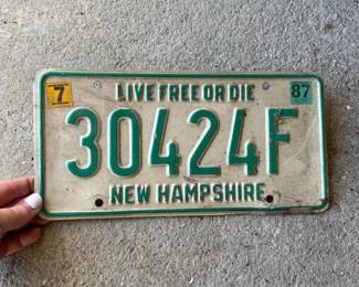 326 1987nhlicenseplate