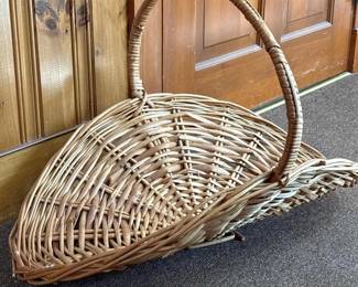 160 largeovalwickergatheringbasket