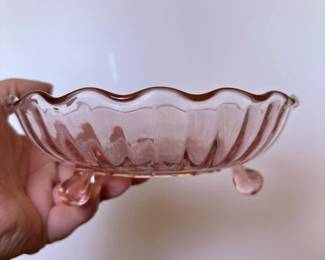 076 vintagepinkdepressionglass75footed