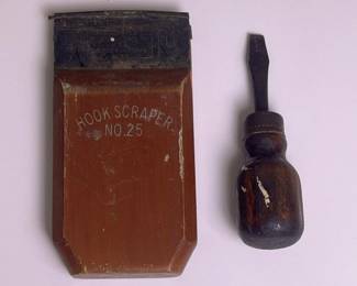 010 vintagewoodhandlestanleyhookscraper