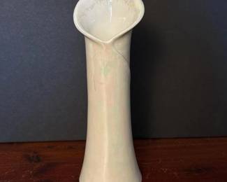 061 ftdairidescentcallalilyceramicvase