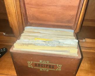 WOODEN RECIPE BOX - FILLED w/ RECIPES!