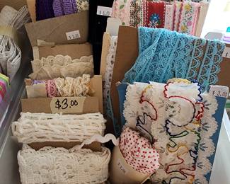 LOTS OF BORDER LACE & RELATED RIBBONS