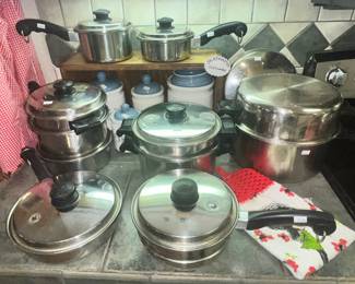 LARGE COLLECTION OF "SALADMASTER" STAINLESS COOKWARE!