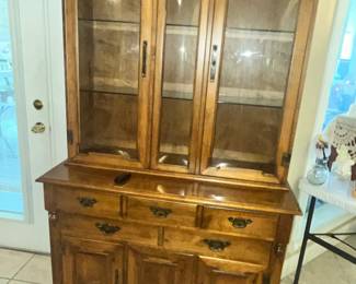 WONDERFUL "TELL CITY" CHINA CABINET w/ CONVEX GLASS