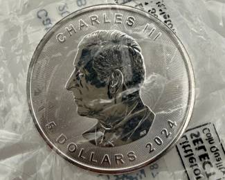 Canada 5 Dollar Maple Leaf Silver Round