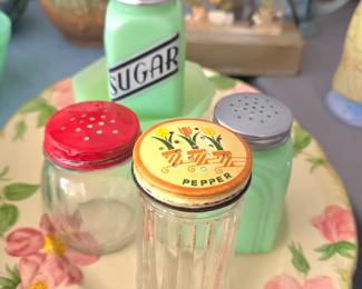 Intage 1920s Kitchenware