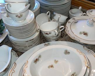 Vintage Fukagawa Arita pine cone pattern dinnerware set