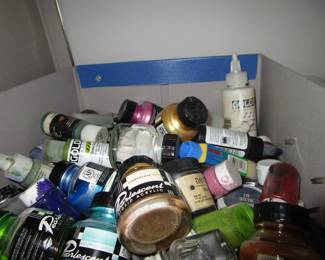 Art supplies